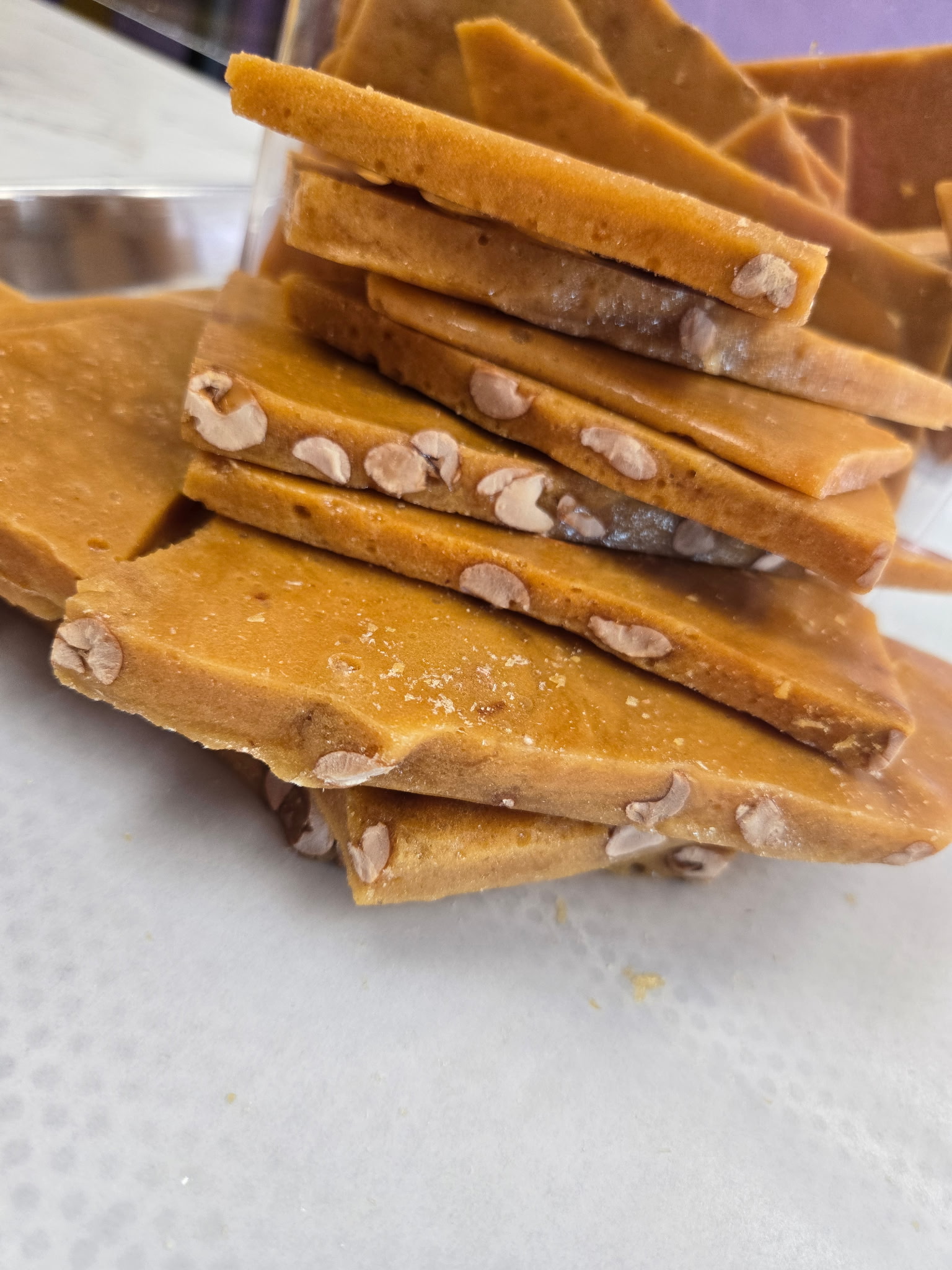 Creamy Crunchy Peanut Brittle