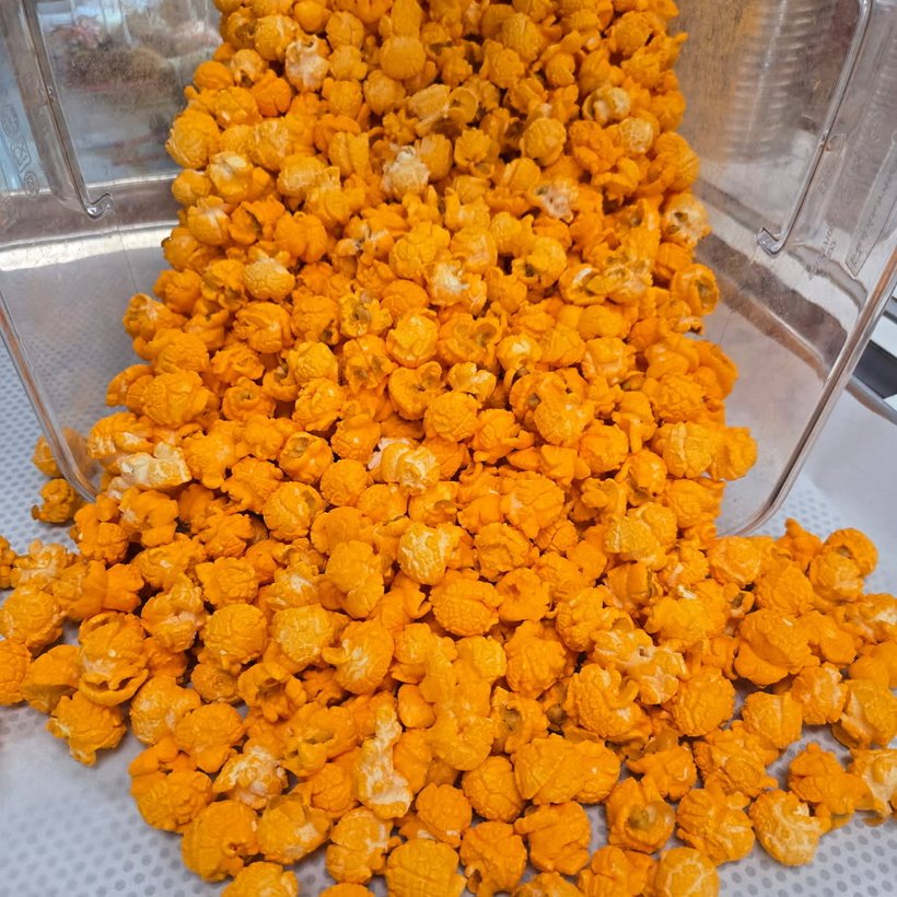 Cheddar cheese popcorn